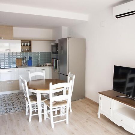 Mont-Roig Apartment カンブリルス 部屋 写真